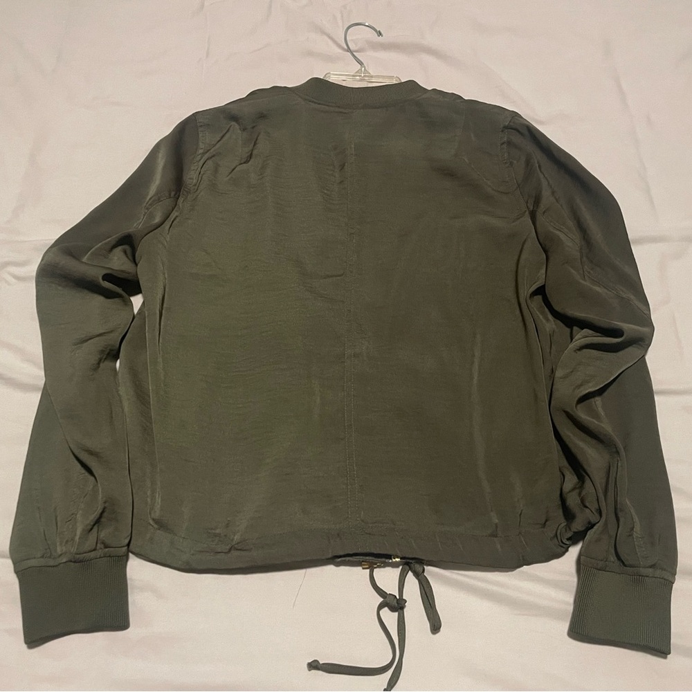 H&M Khaki Satin Bomber Jacket Gold Accents Size 8 - Picture 5 of 5